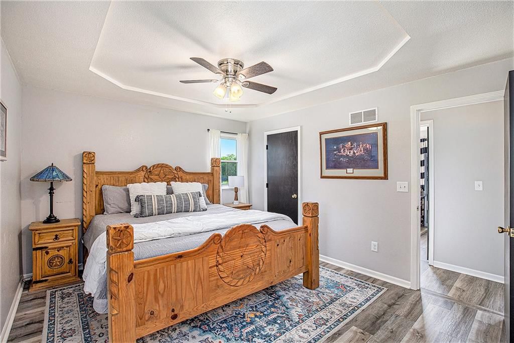 21318 S Briar Road — photo 13
