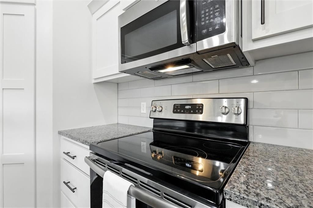 705 Englewood Drive — photo 8