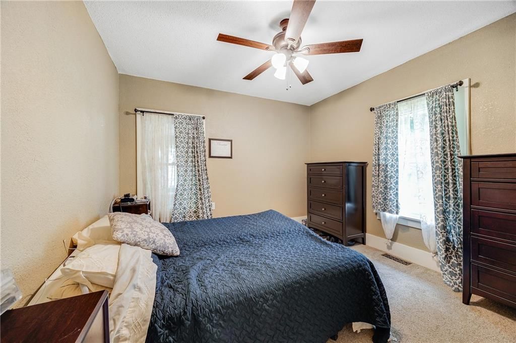 1002 S Olive Street — photo 14