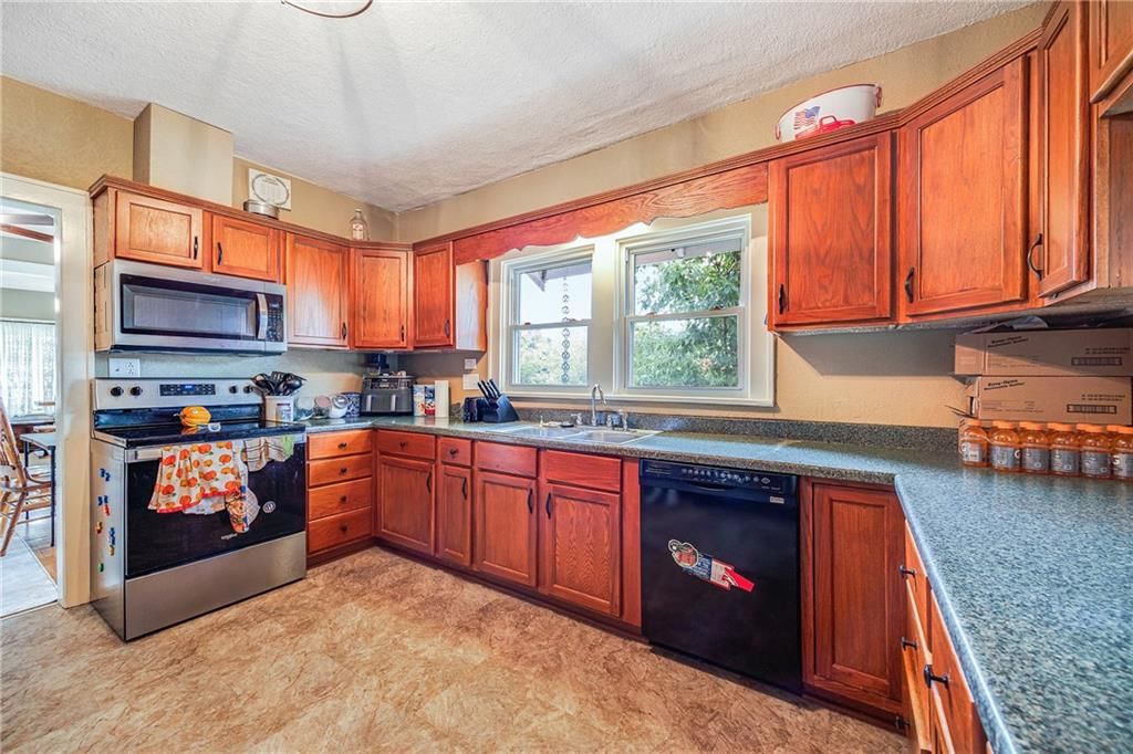 1002 S Olive Street — photo 9
