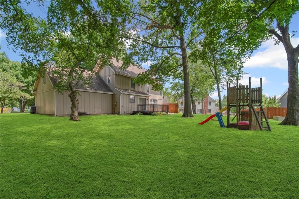 320 SW Raven Court — photo 38