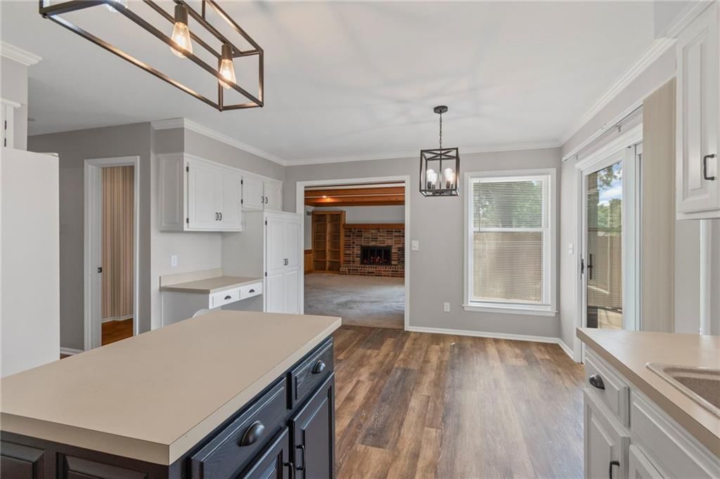 320 SW Raven Court — photo 9
