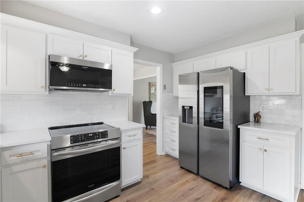 13325 W 104th Street — photo 7