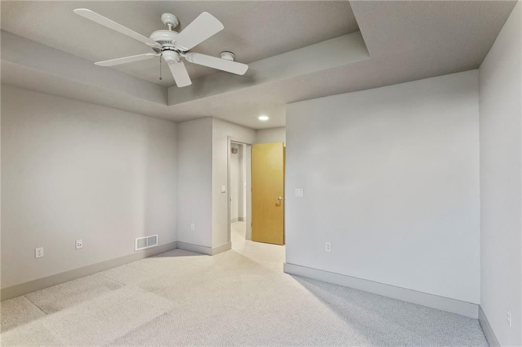 15970 Woodend Road — photo 45