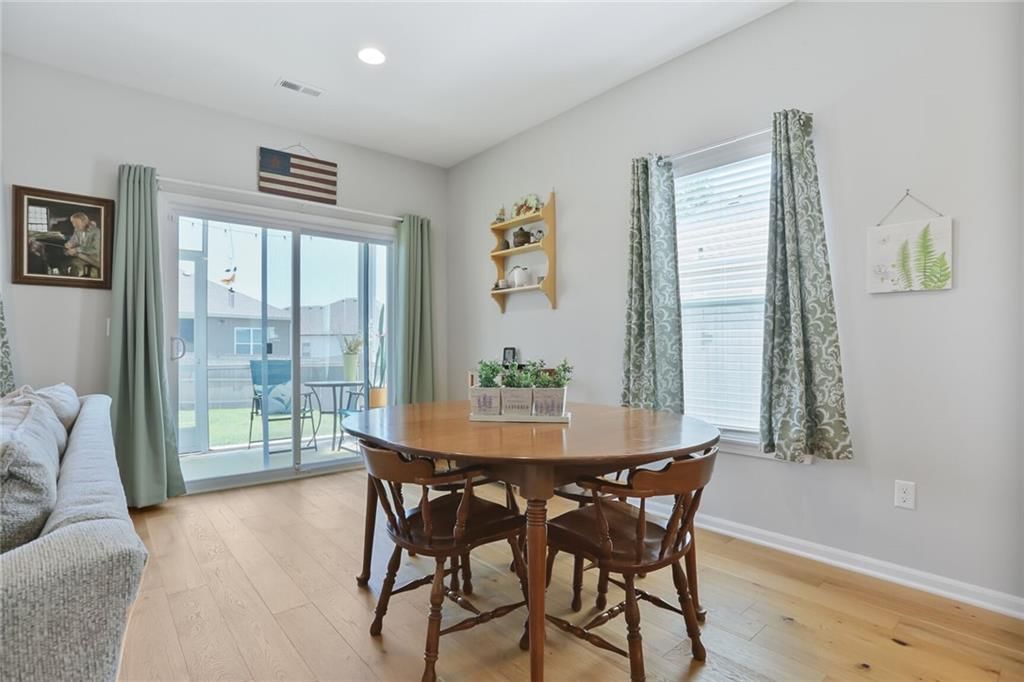 12233 N Pomona Avenue — photo 14