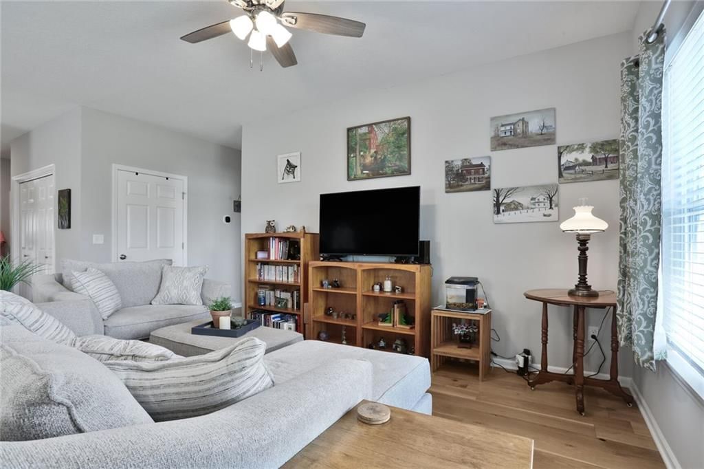 12233 N Pomona Avenue — photo 15