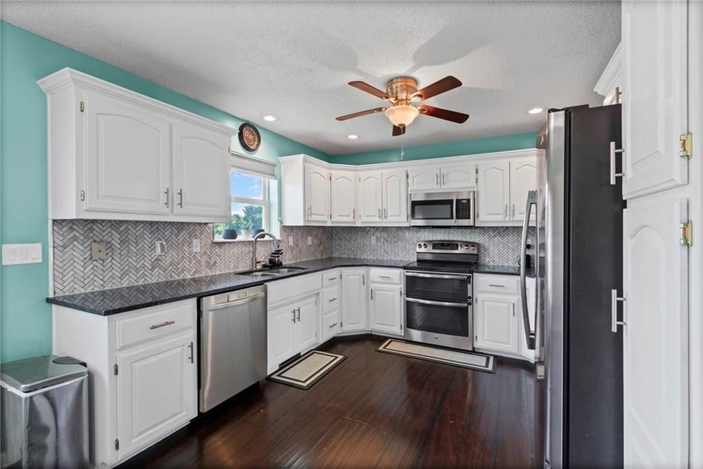1307 Sam Den Circle — photo 10