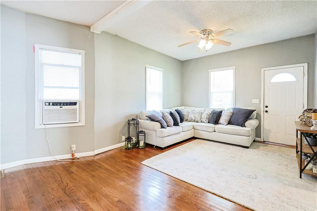 2605 Renick Street — photo 4