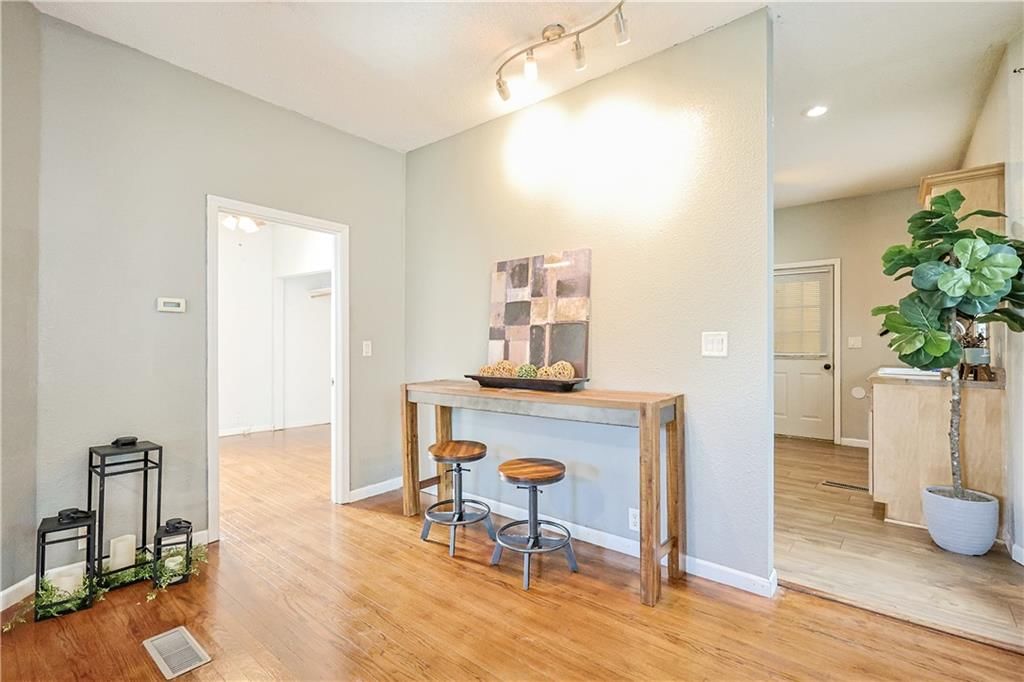 2605 Renick Street — photo 6