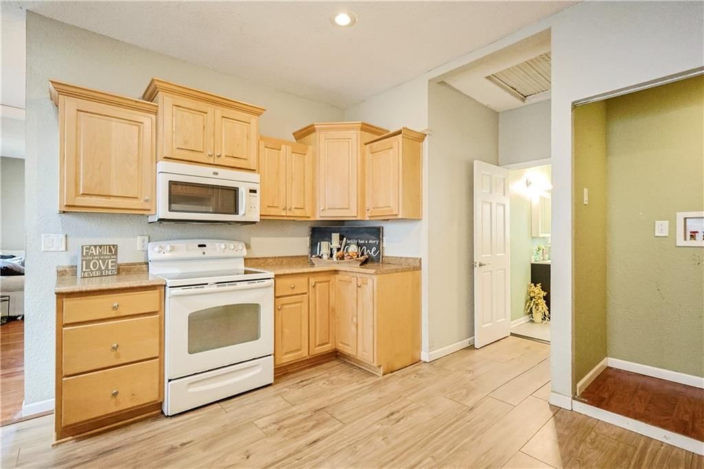 2605 Renick Street — photo 9