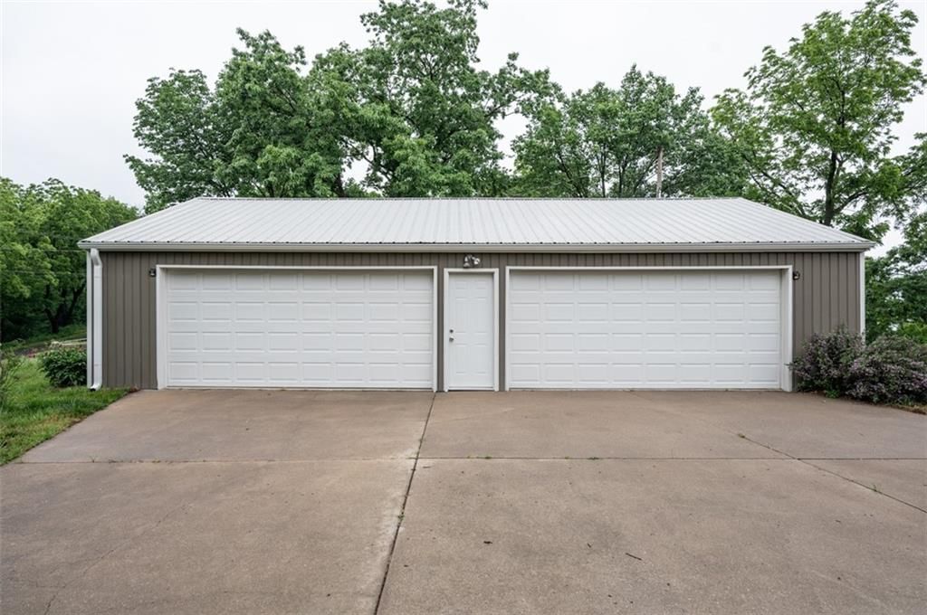 8231 Mike O Vince Road — photo 11