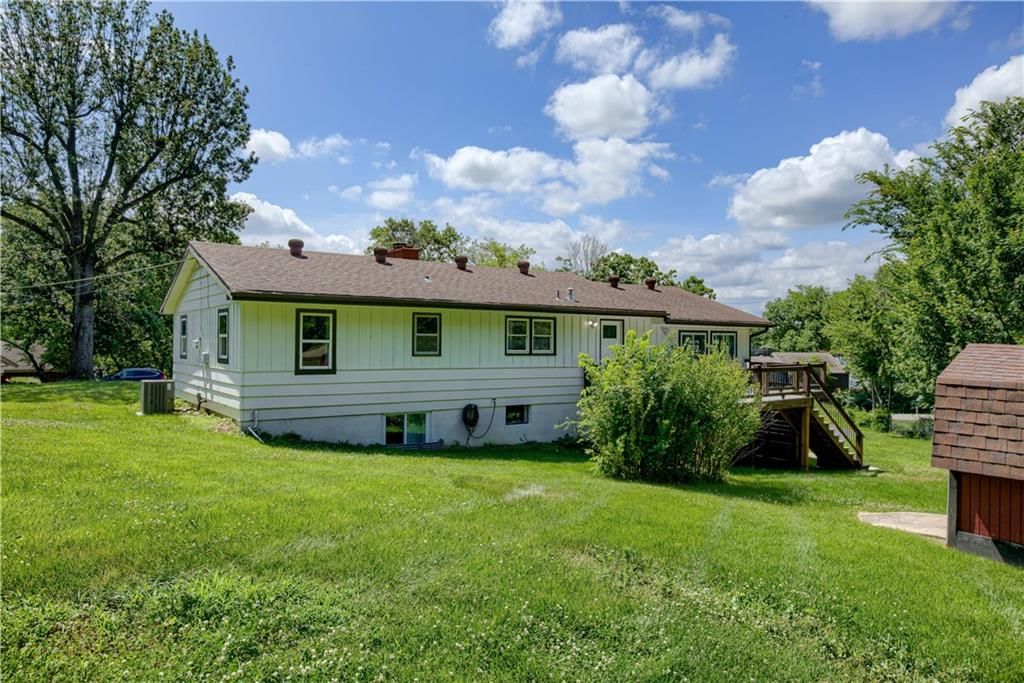 7904 NW Potomac Avenue — photo 38