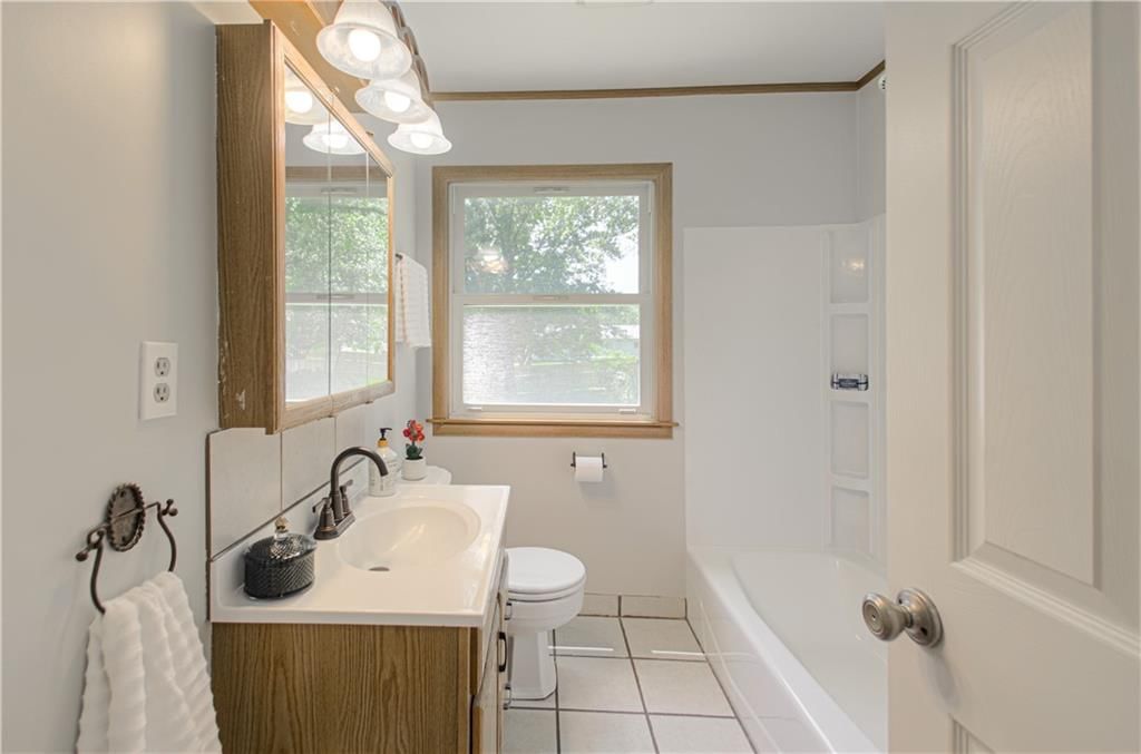 1205 NE 64th Terrace — photo 18