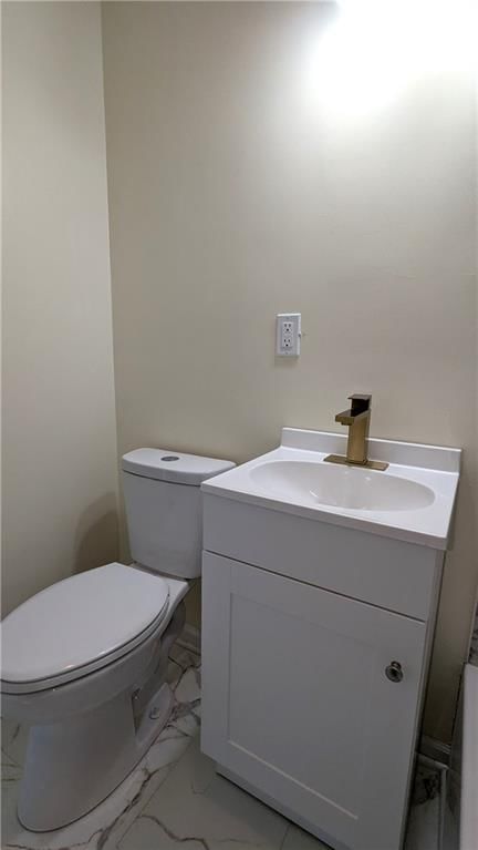 11403 Herrick Avenue — photo 28