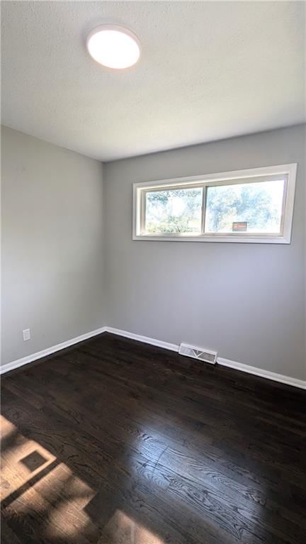 11403 Herrick Avenue — photo 32