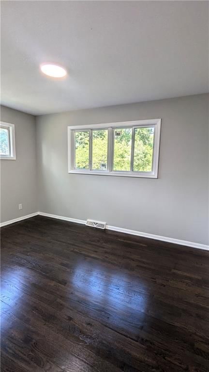 11403 Herrick Avenue — photo 33