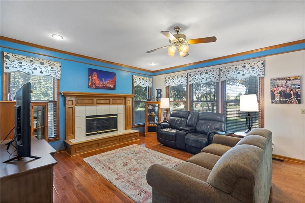 11808 W 128th Street — photo 10