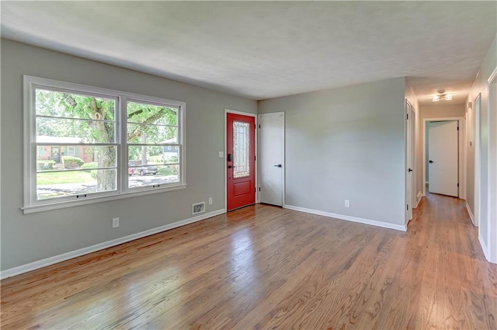 16300 E Independence Avenue — photo 2