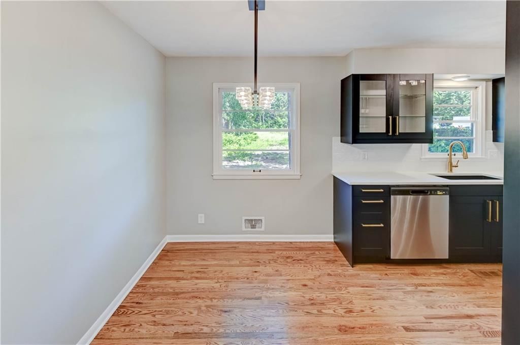 16300 E Independence Avenue — photo 10