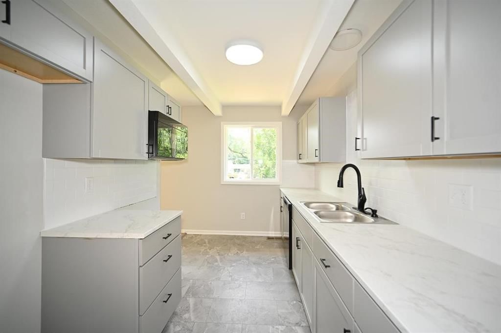 1103 NE 52nd Place — photo 15