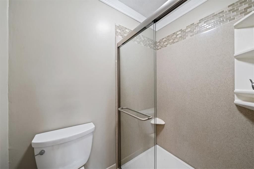 8515 W 109th Terrace — photo 13