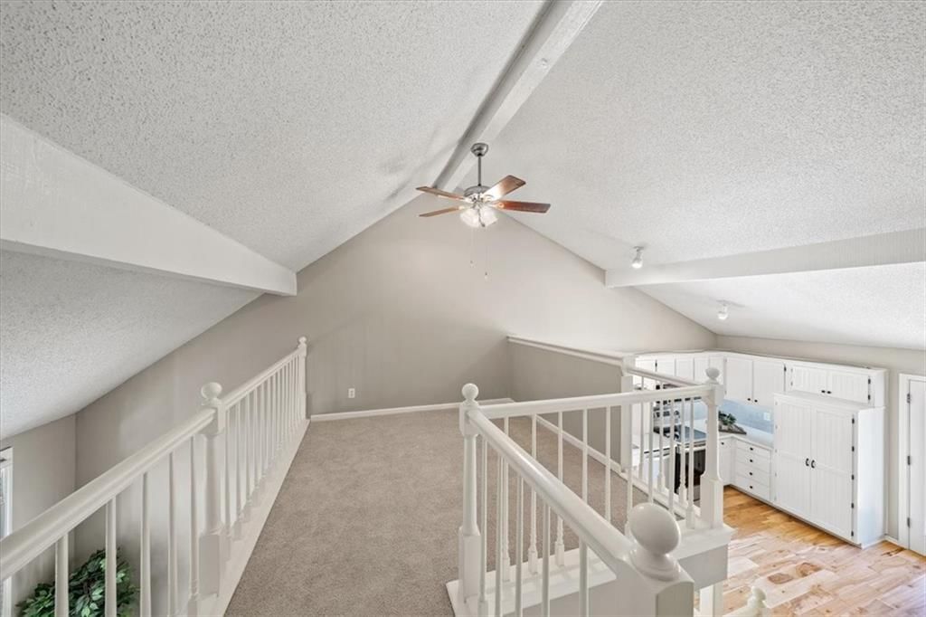 8515 W 109th Terrace — photo 8