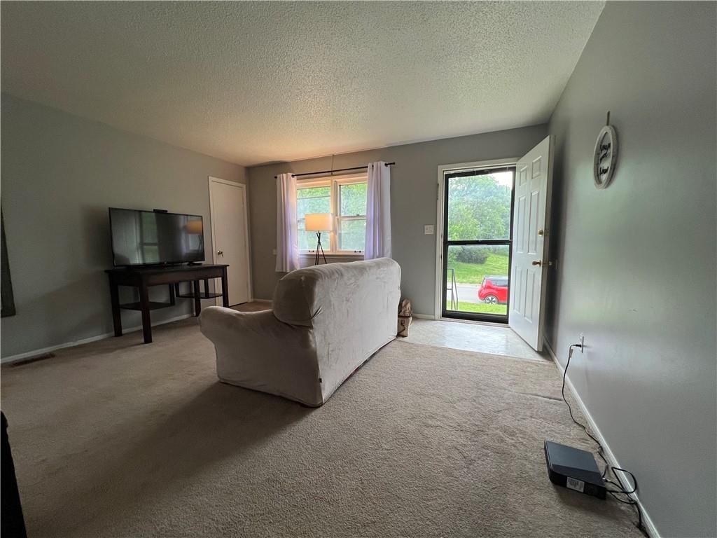 1423 Hickory Street — photo 6