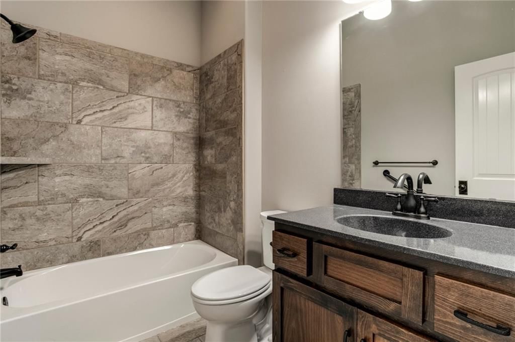 16150 Canton Street — photo 4