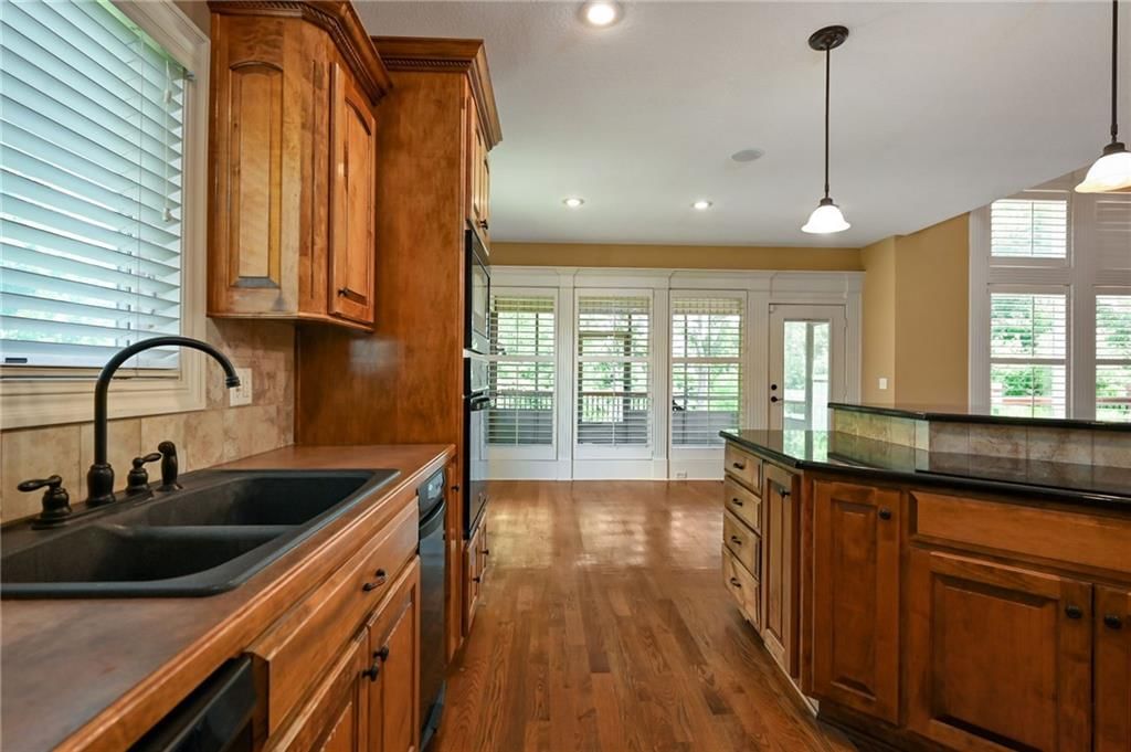 2916 SW Lewis Drive — photo 14