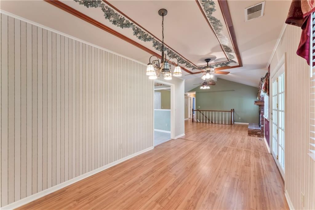 32204 Apple Hill Drive — photo 11