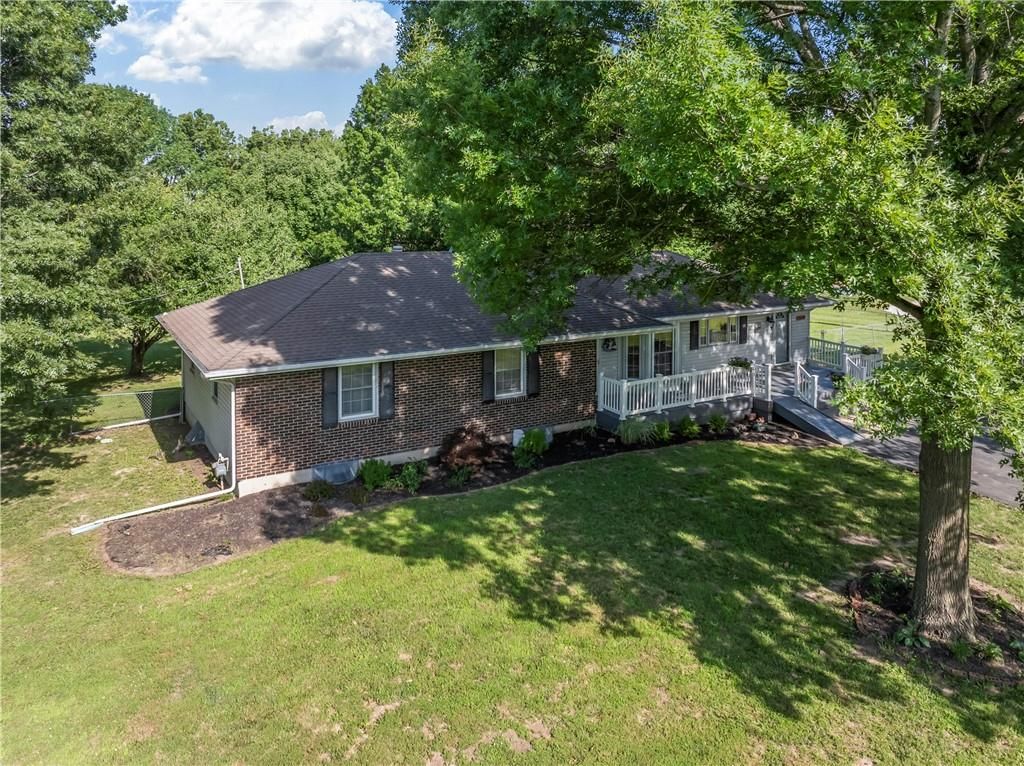 32204 Apple Hill Drive — photo 31
