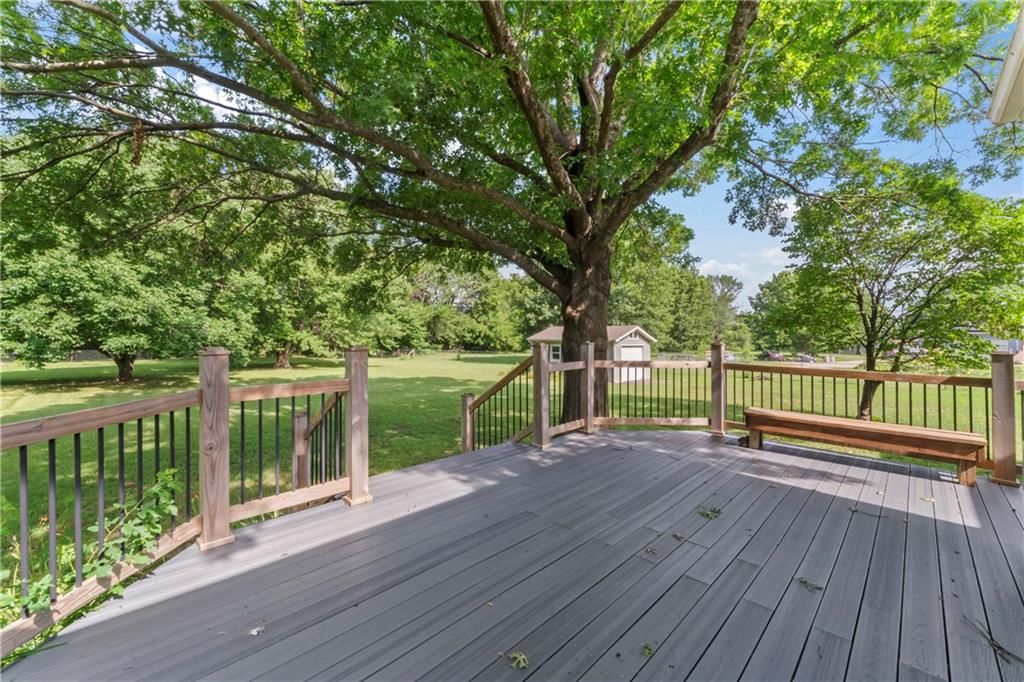 32204 Apple Hill Drive — photo 43