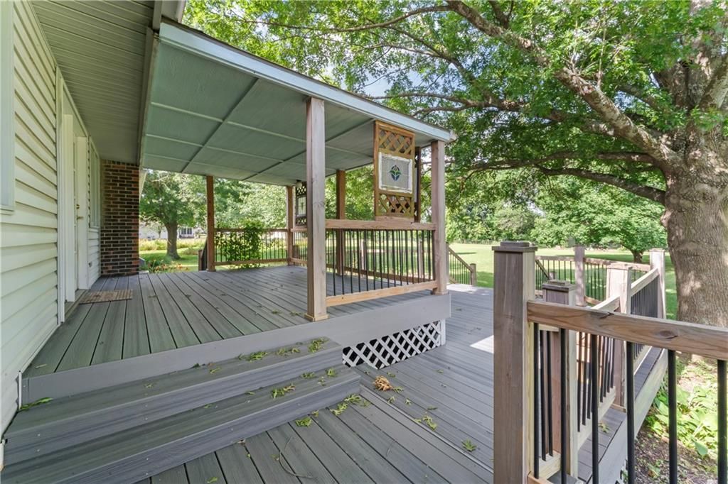 32204 Apple Hill Drive — photo 45