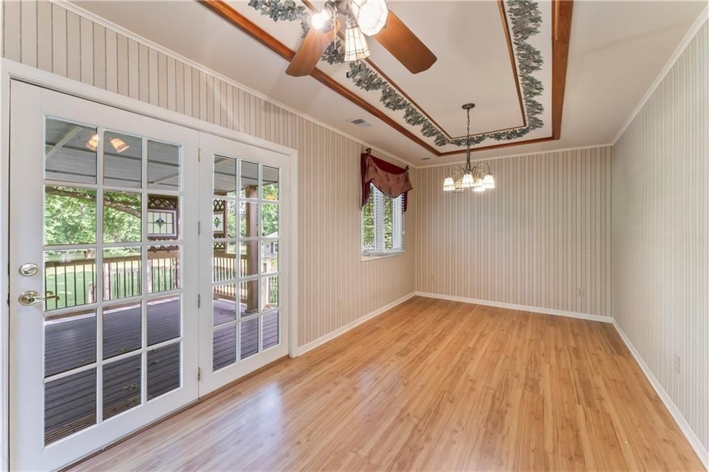 32204 Apple Hill Drive — photo 9