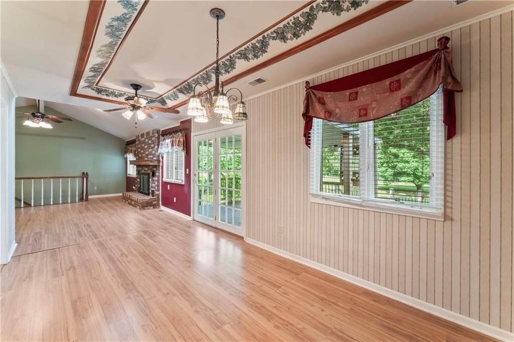 32204 Apple Hill Drive — photo 10