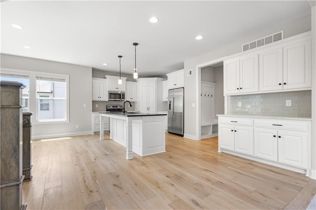 16779 S Durango Street — photo 17