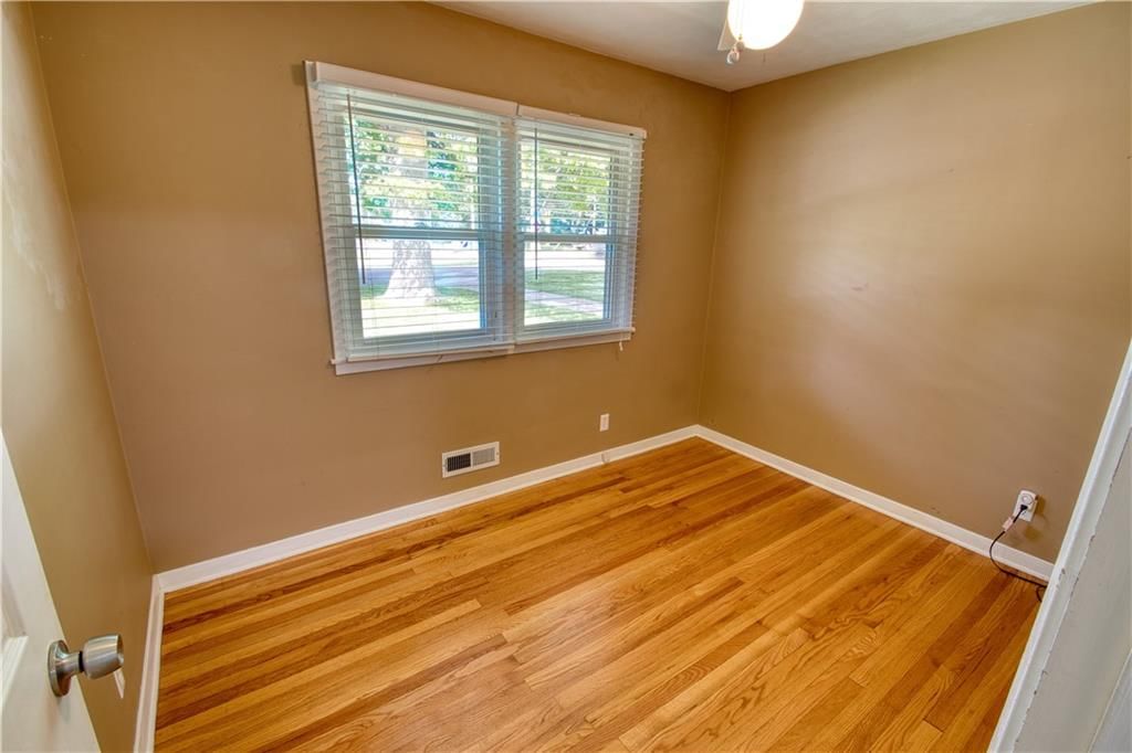 6105 W 75th Street — photo 13