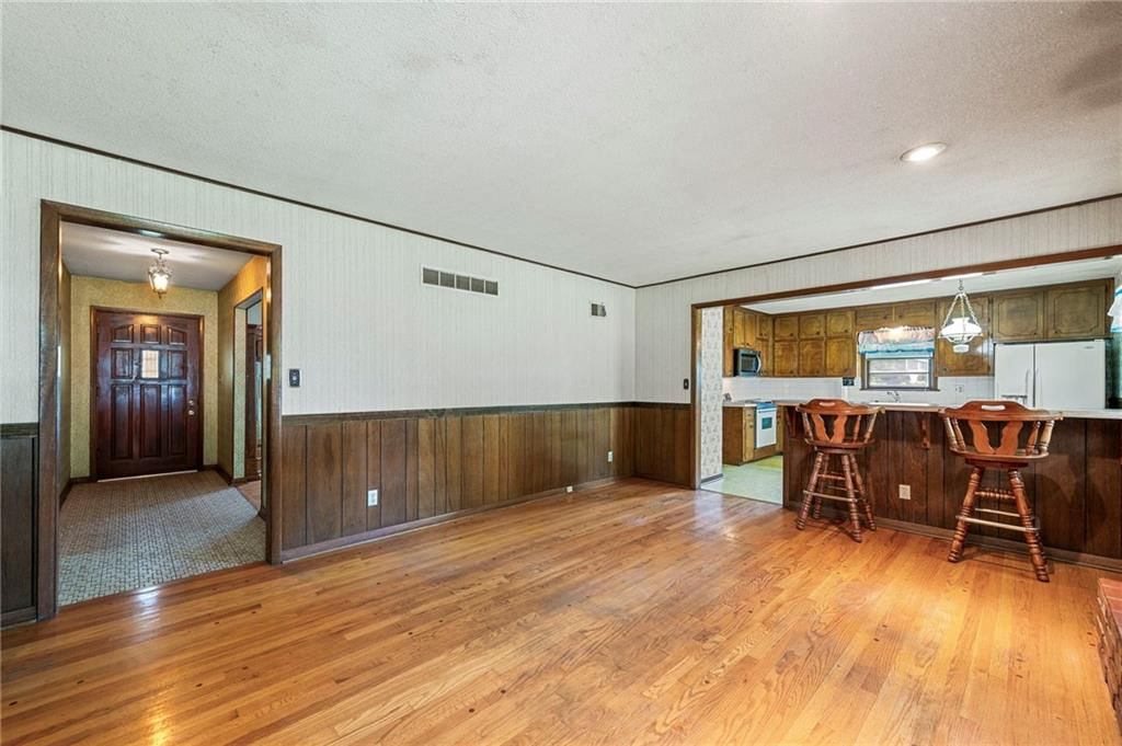 7136 Haskell Avenue — photo 10