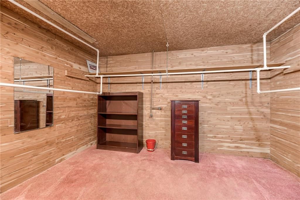 8404 Rosehill Road — photo 32