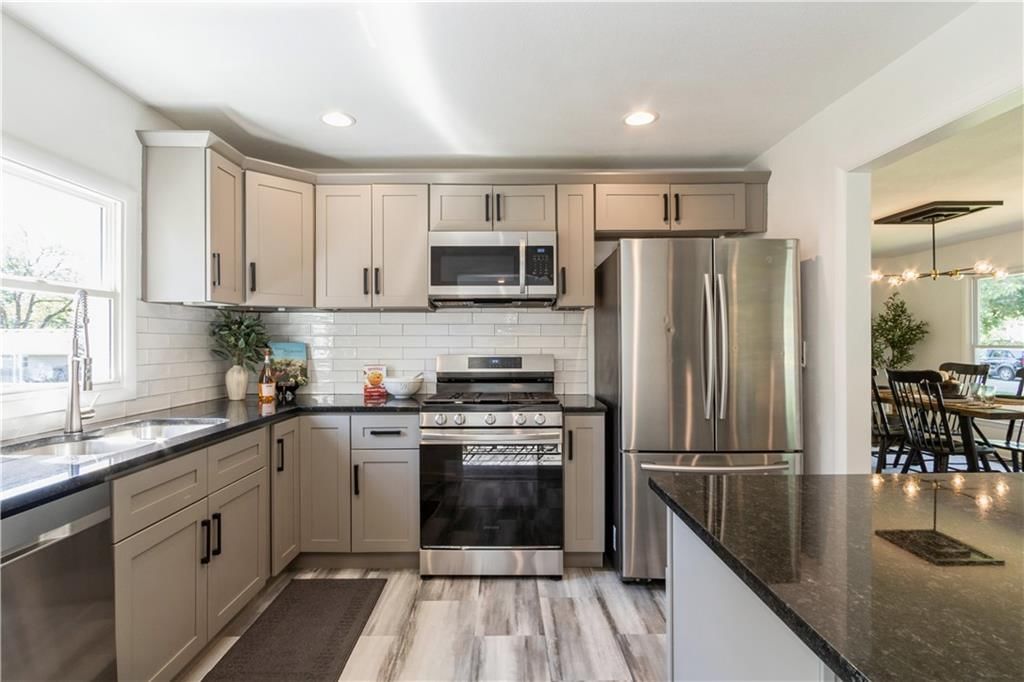 9017 Hemlock Drive — photo 12