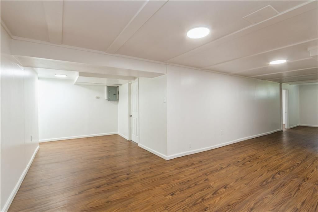 9017 Hemlock Drive — photo 24