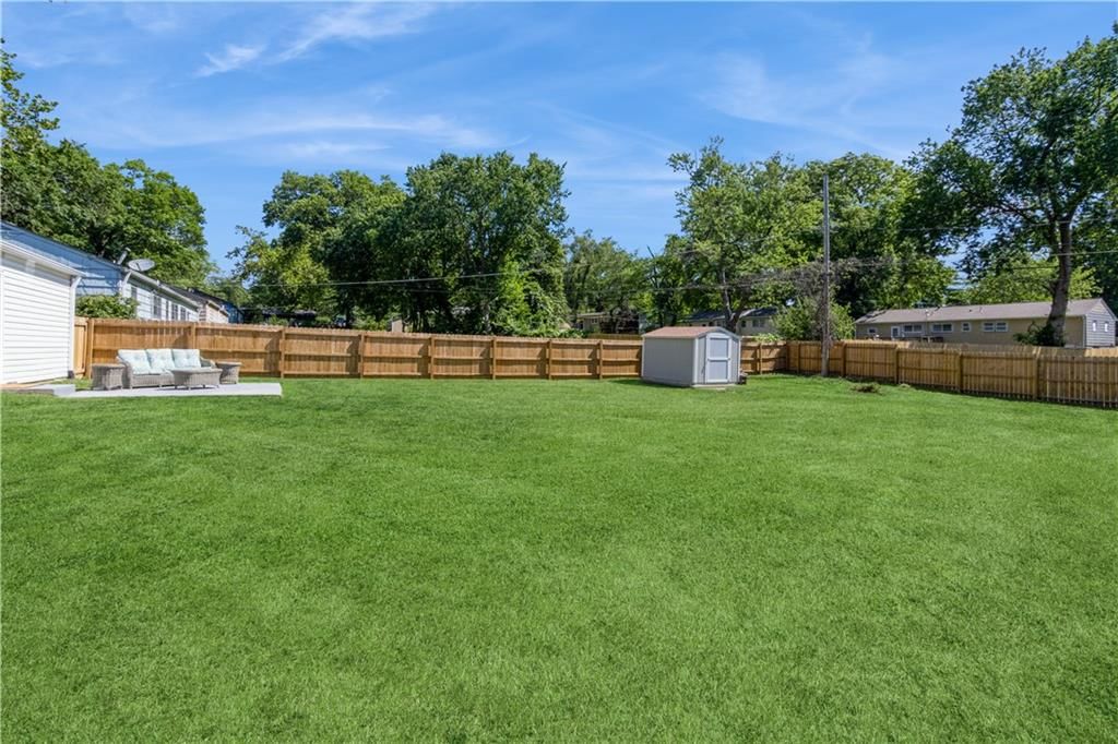 9017 Hemlock Drive — photo 27