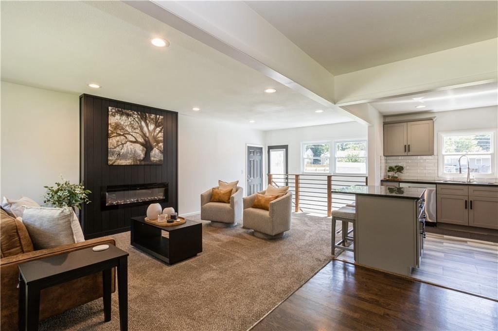 9017 Hemlock Drive — photo 8