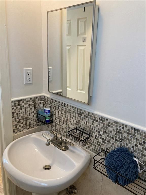 7909 Appleton Avenue — photo 42