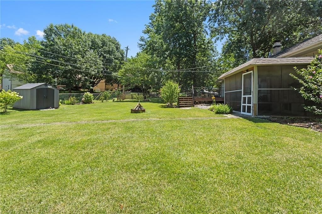 7925 N Forest Avenue — photo 38