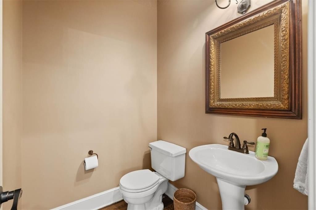 7839 W 139th Street — photo 13