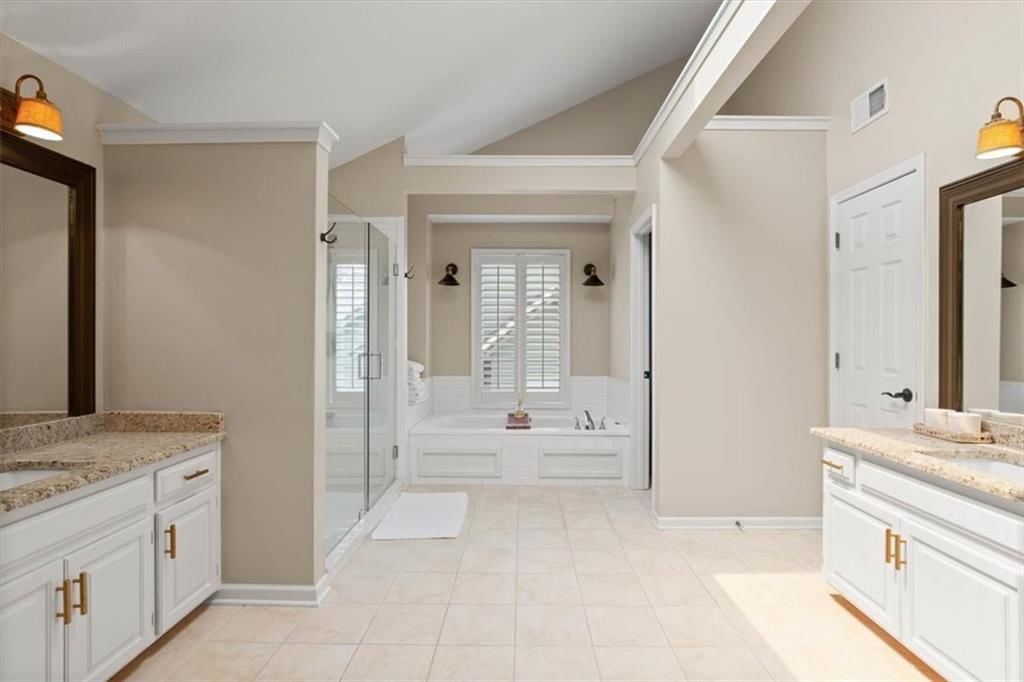 7839 W 139th Street — photo 16