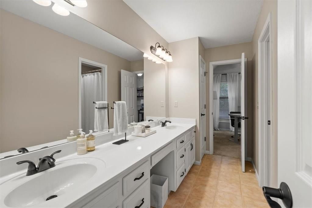 7839 W 139th Street — photo 20