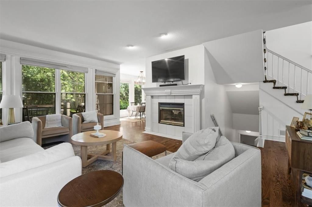 7839 W 139th Street — photo 3
