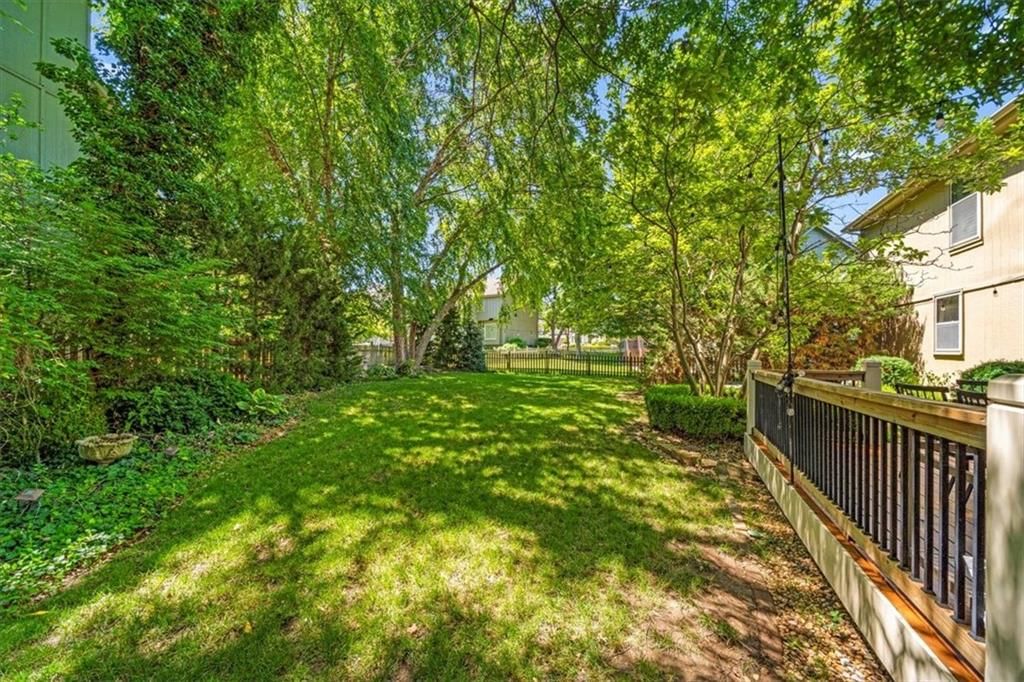7839 W 139th Street — photo 30